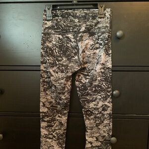 Lululemon leggings capri